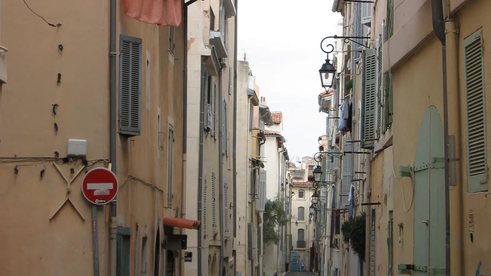 Ruelle d'habitation du Panier à Marseille